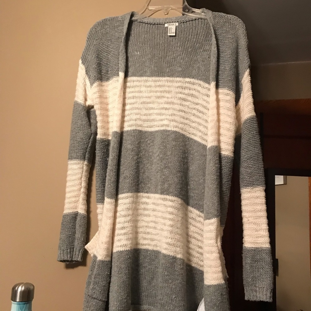 Stripped cardigan